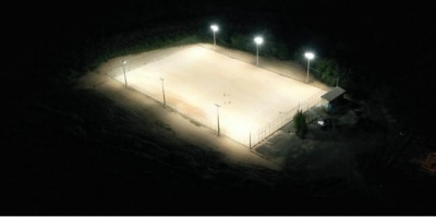 Campo de Futebol Amador do bairro Petrovale em Betim ganha iluminação profissional