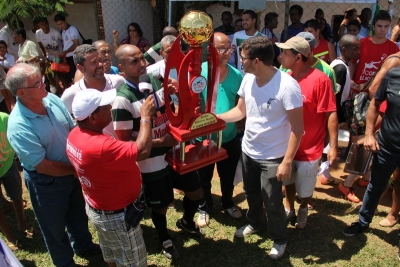 River conquista a Copa Eldorado vencendo o Ideal nas penalidades