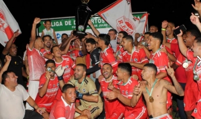 Vale Alto vence Universo e é campeão do Campeonato Ipatinguense