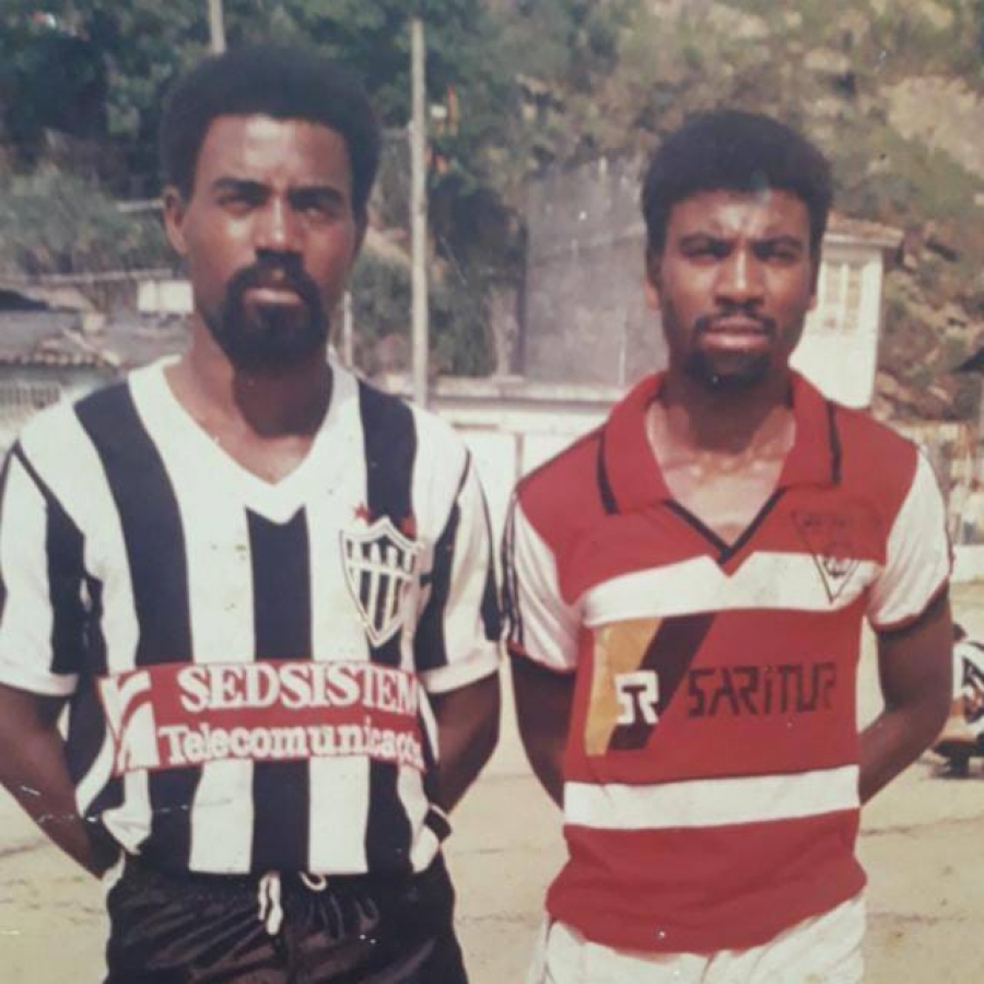C.R. Direto do ZAPZAP: Grande Jogador, Qinzinho do Mineirinho...