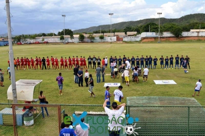 Com grande presença de público começou o Campeonato Municipal de Unaí