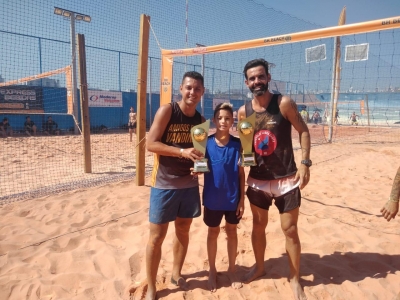C.R. Direto do ZAPZAP - Super Campeões &quot;também&quot; no FUTVOLEI!