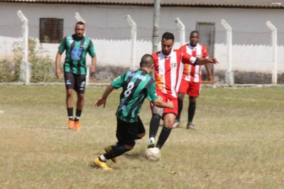 Arachas goleia e vence pela 1ª vez no Amadorão da Liga de Araxa
