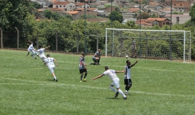 Max marca e o Dinamo vence Santa Terezinha no jogo de ida da final do Amadorão de Araxa