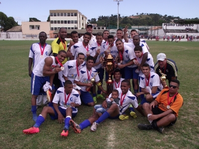 (FOTOS + Poster do Campeão!) OBJETIVA LUANO F. C é campeão da Copa Pedro Leopoldo de Futebol Amador 2015!