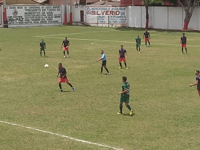 Santa Efigênia sai na frente no primeiro duelo diante do São Judas Tadeu na semifinal do Regional da Liga de Caratinga