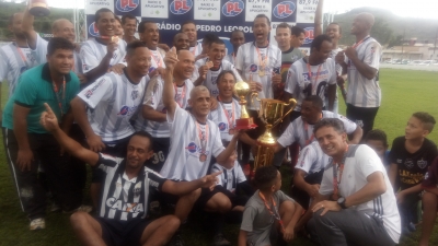 Equipe do Pedro Leopoldo conquista o MASTER 40TÃO da Liga de Pedro Leopoldo