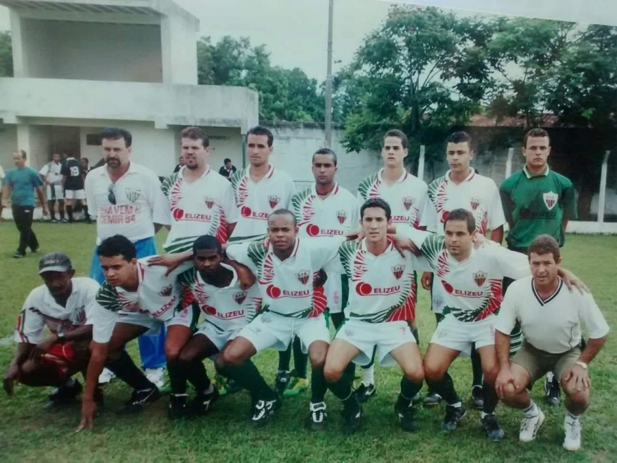 C.R. Direto do ZAPZAP - GIGANTE verde de Esmeraldas anos 90