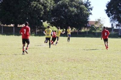 Dínamo goleia e continua na liderança do Amadorão da Liga de Araxa