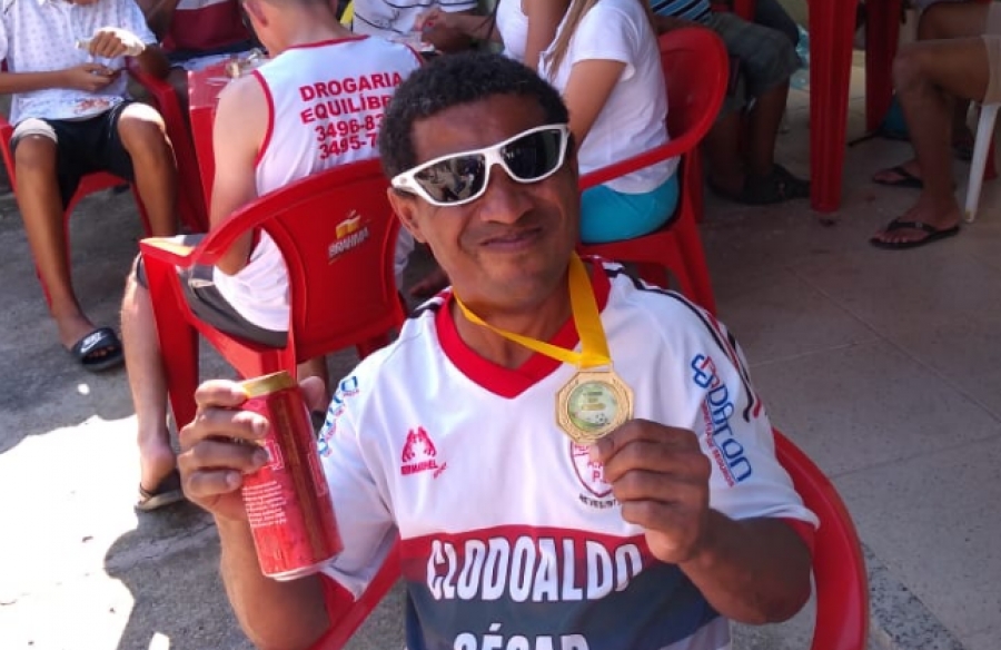 C.R. Direto do ZAPZAP: Itamar "atropelou" todos em NEVES