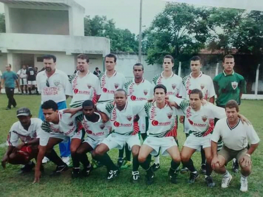 C.R. Direto do ZAPZAP: GIGANTE verde de Esmeraldas nos anos 90...